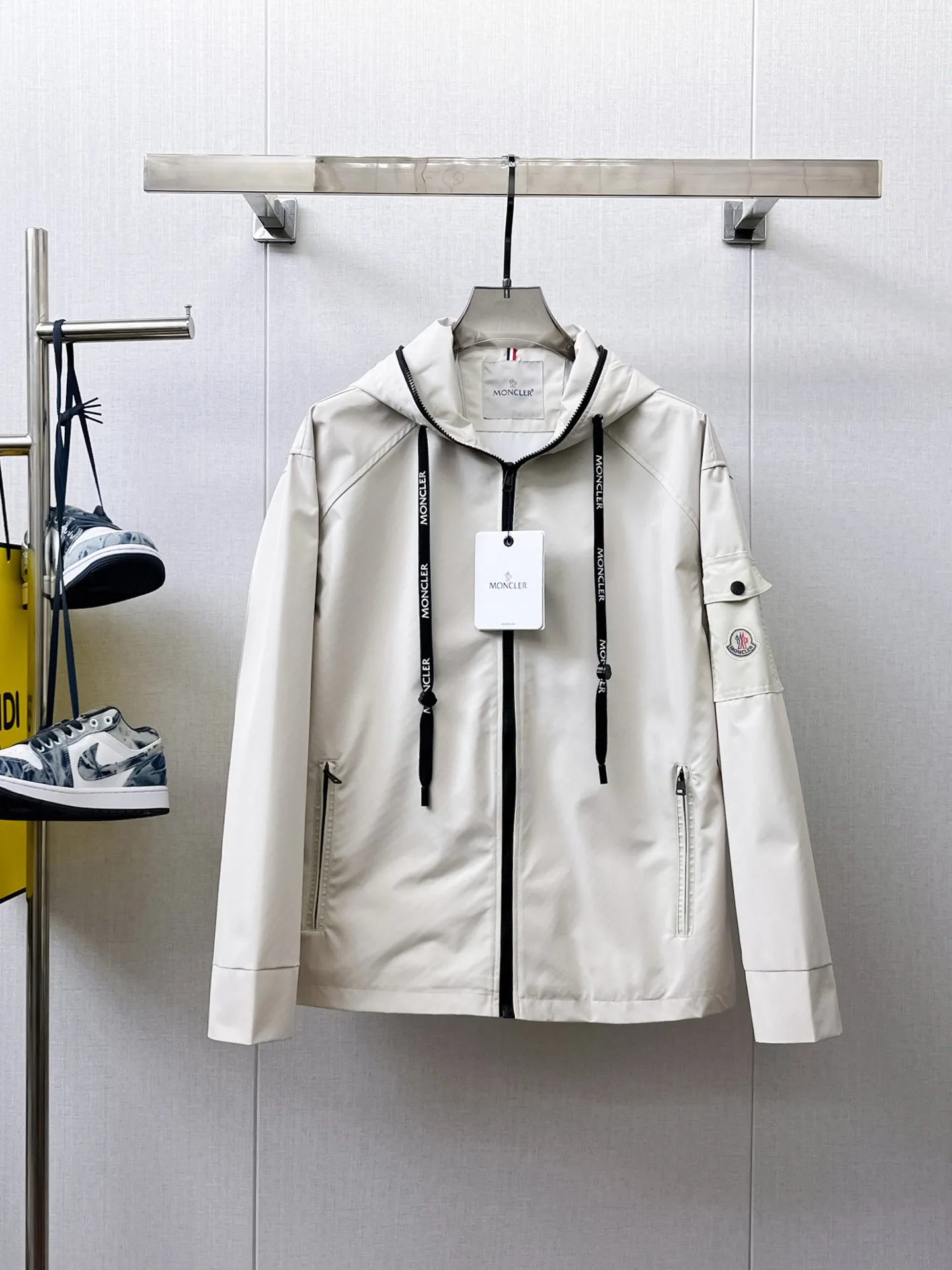 Same Style， ， 2026 New Arrival ，Original Premium Breathable ， ， ， Quality。 ， Sizes：M～3XL